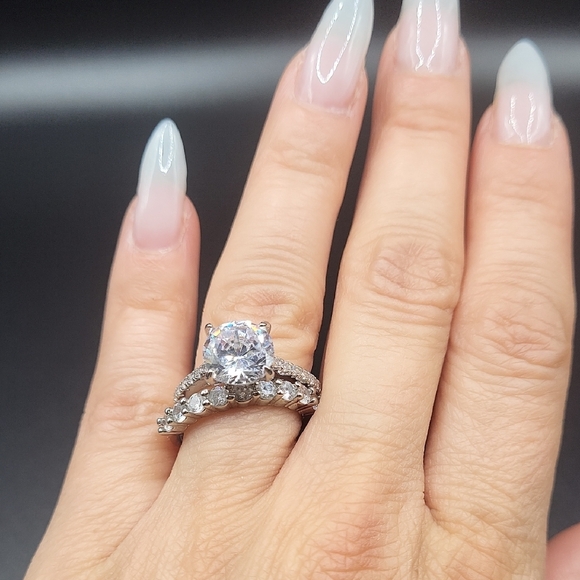 2 Piece Engagment And Band - Picture 3 of 4